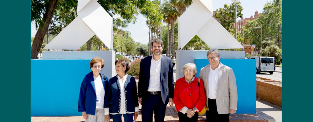 La Fundación conversa con el Ministro de Cultura junto a las Parajitas de la Rambla del Clot, Barcelona