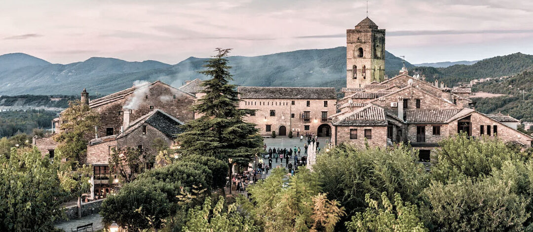 Ramón Acín toma la palabra 47 – Un día en Angüés