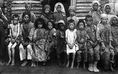 Ramón Acín toma la palabra 57. Exposición de postales a beneficio de los niños rusos